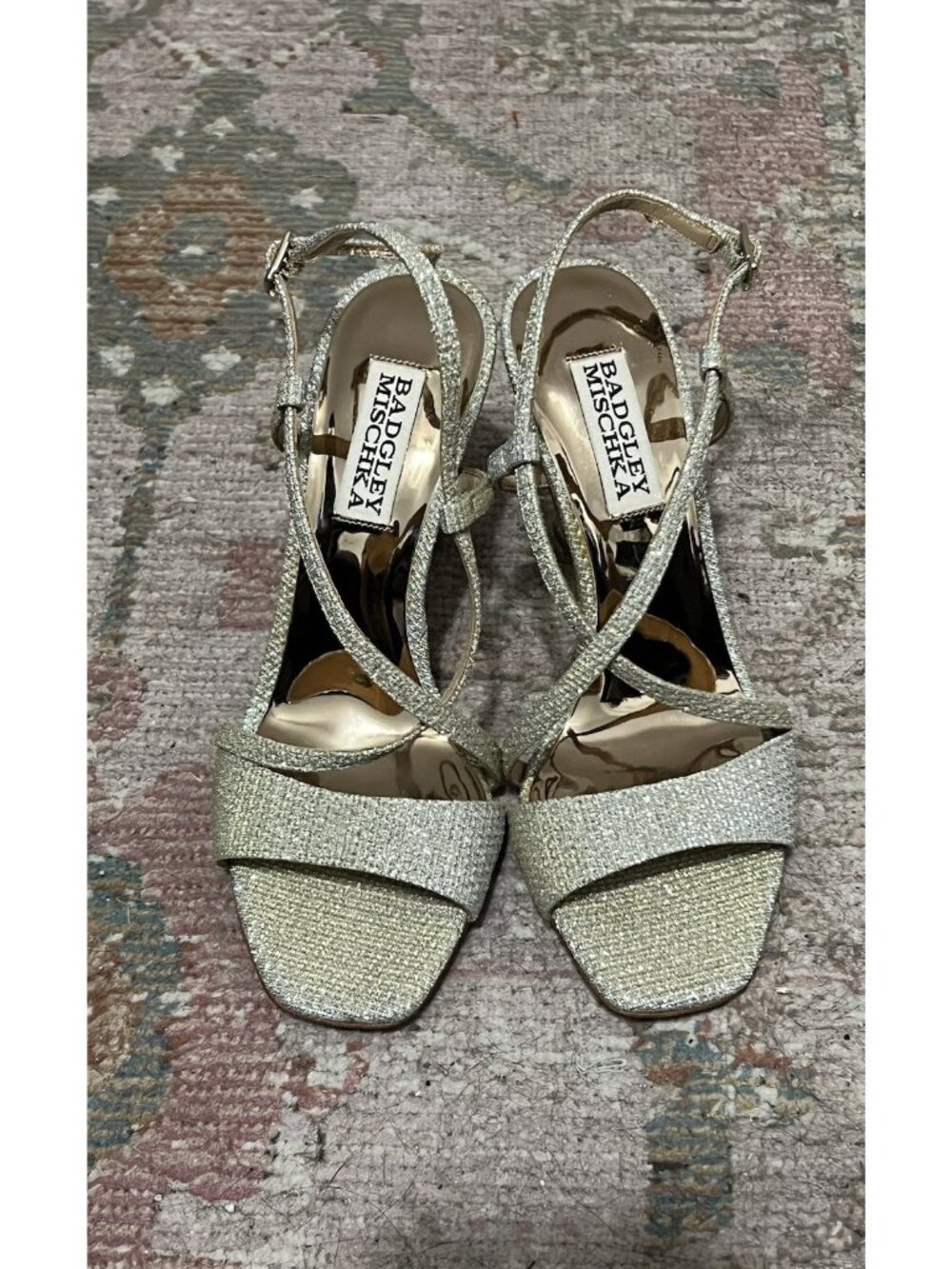 New Badgley Mischka Metallic Gold Silver Open Toe Strappy Heels Size 5.5